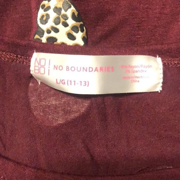 No Boundaries Top - Picture 7 of 7